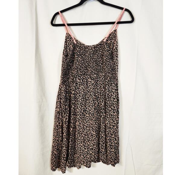Xhilaration Large $45 Black Ditsy Pink Floral Babydoll 90s‎ Y2K Stretch Dress - Picture 6 of 10